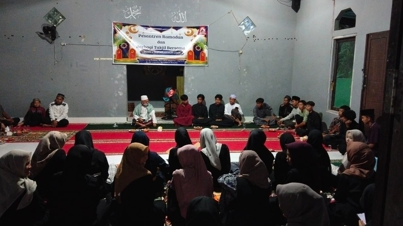 Berita Pesantren Ramadhan dan Berbagi Takjil Bersama